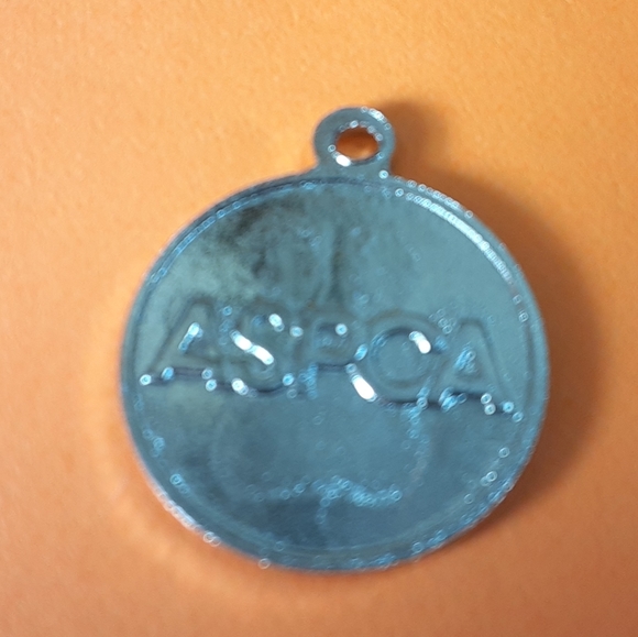Pawprint Collar Tag - Picture 2 of 3